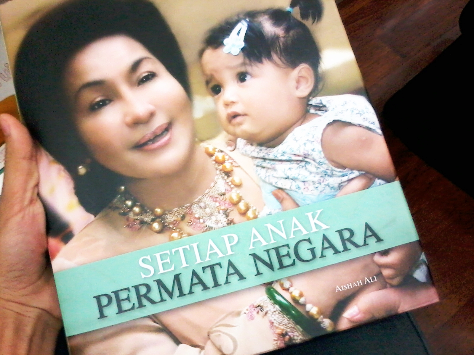 Najib mahu bawa Rosmah ke Semenyih, lupakah kita pada PERMATA?