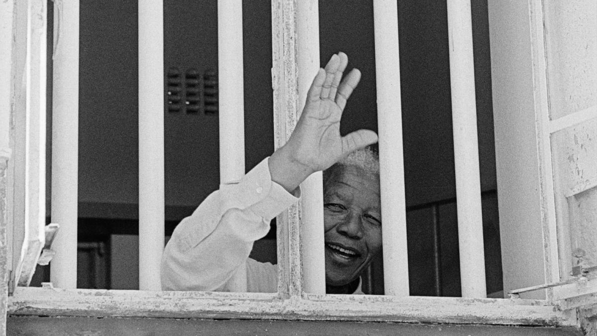 Nelson Mandela dan tiga lagi bekas banduan yang jadi pemimpin negara