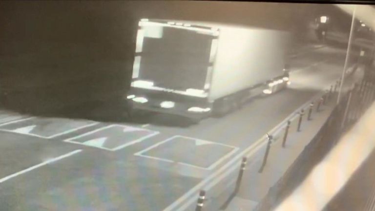 Skynews Truck Essex Death 4813725