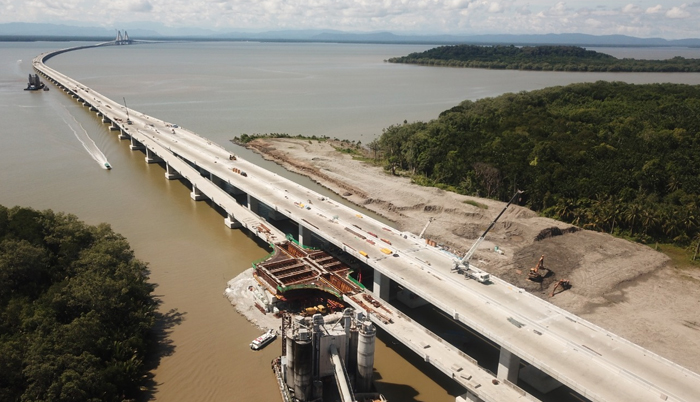 Jambatan Temburong Pembinaan