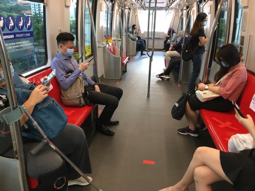 Rapid Kl Jarak Sosial