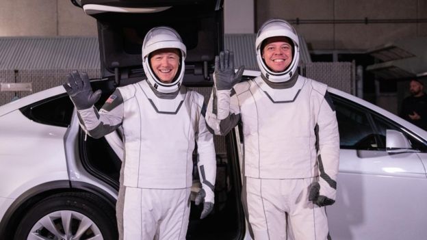 Sut Terbang Space X