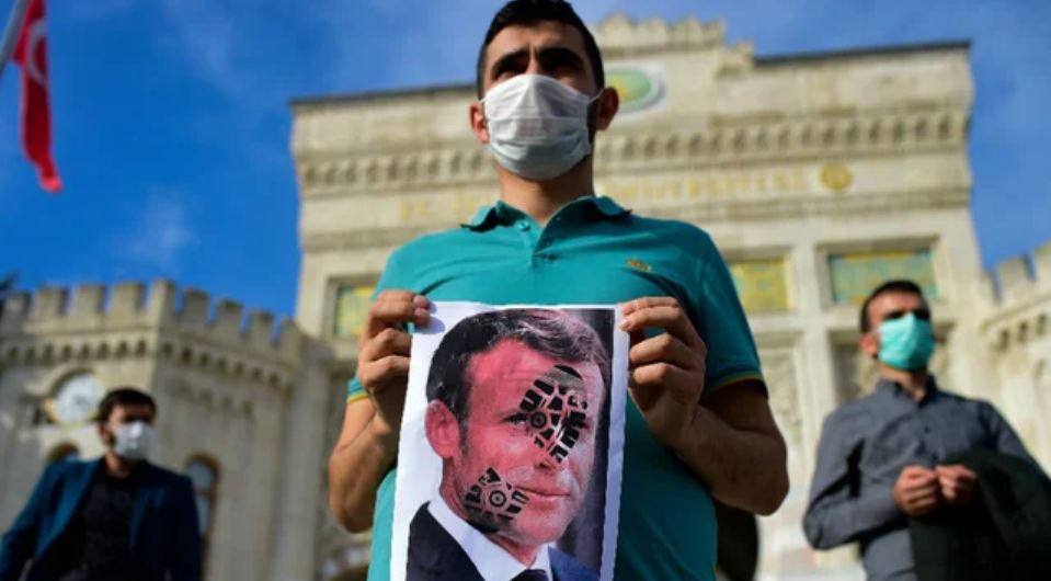 Macron Turki