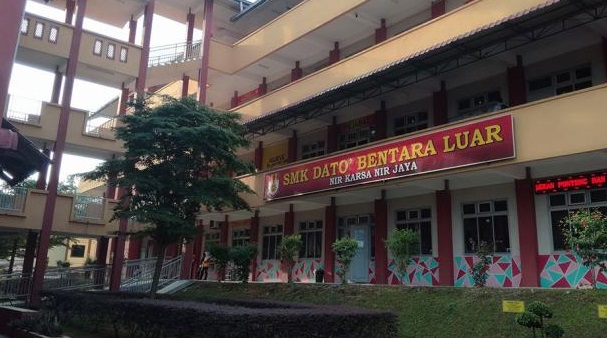 sekolah batu pahat
