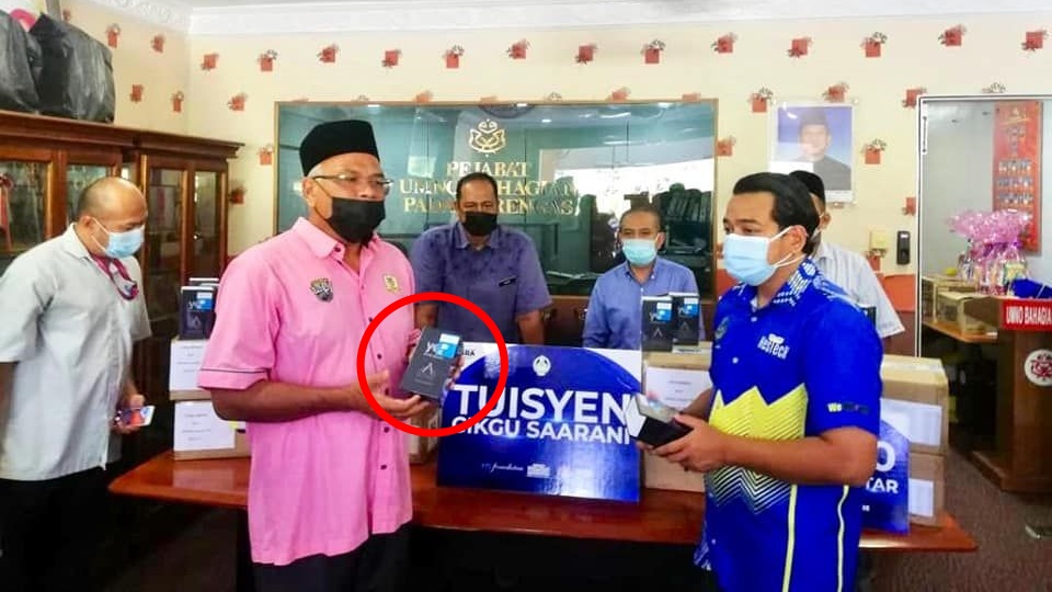 210614 tuisyen cikgu saarani majlis pemberian hero