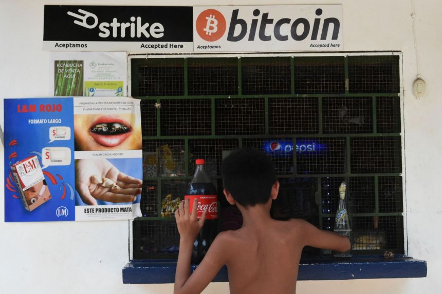 el salvador kedai bitcoin