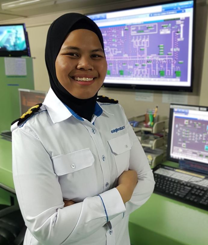 kapten eezmaira