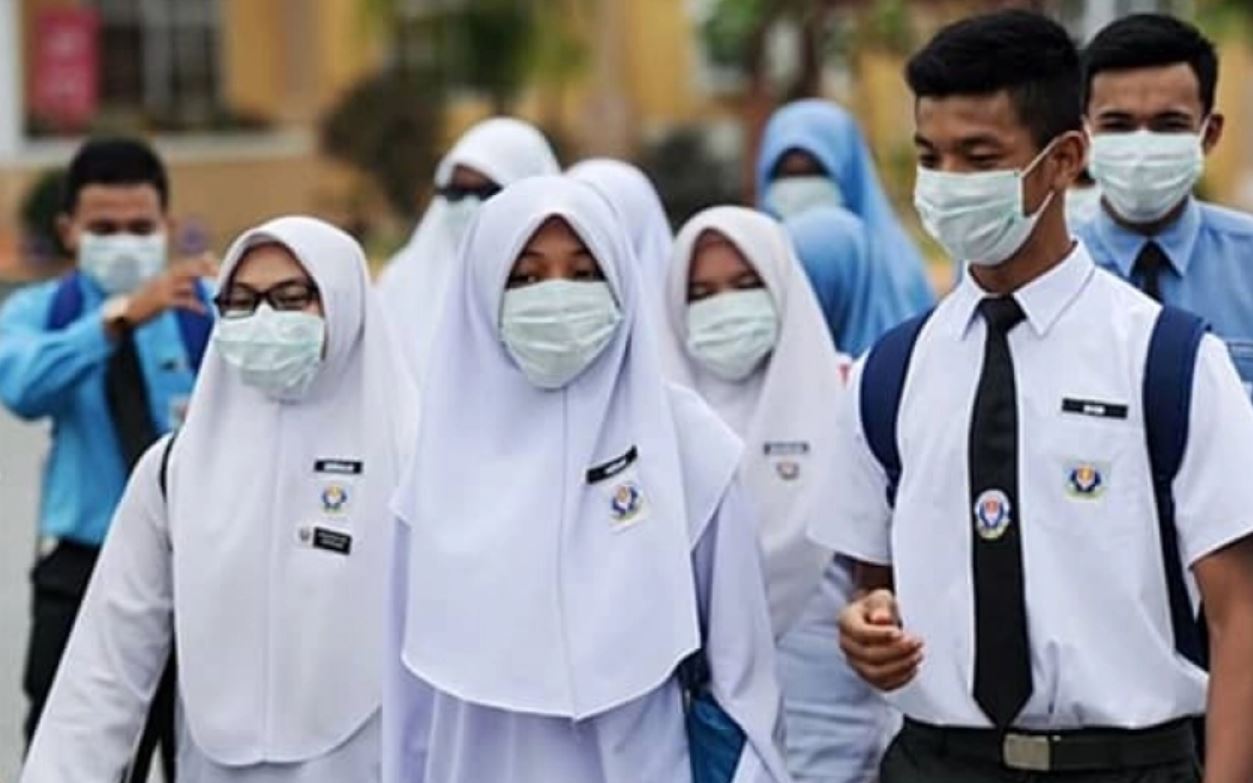 sekolahuniform