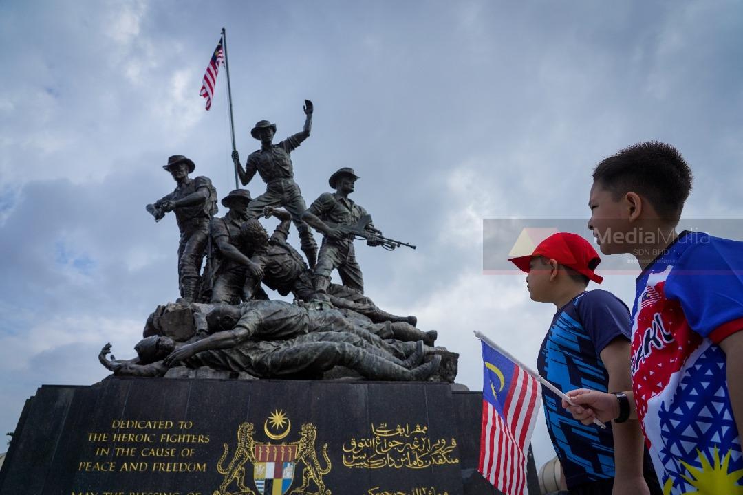 anak muda merdeka gambar hiasan
